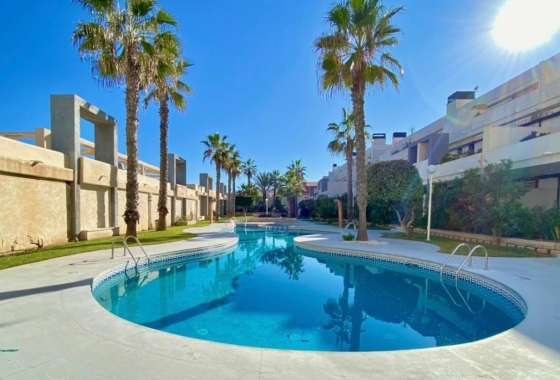 Resale - Apartment / flat - Torrevieja - Torre La Mata
