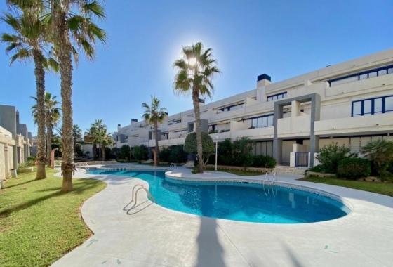 Resale - Apartment / flat - Torrevieja - Torre La Mata