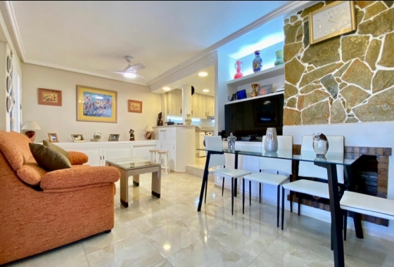 Resale - Apartment / flat - Torrevieja - Torre La Mata