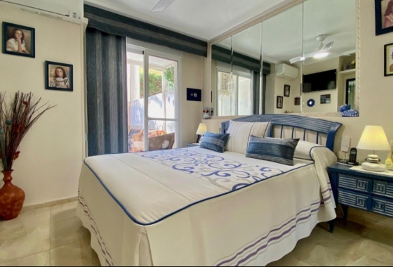 Resale - Apartment / flat - Torrevieja - Torre La Mata