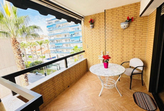 Resale - Apartment / flat - Torrevieja - Centro