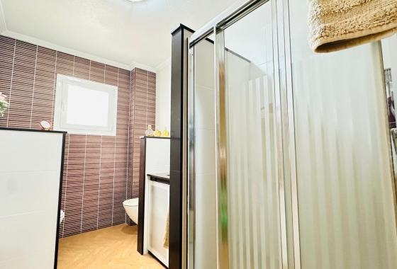 Resale - Apartment / flat - Torrevieja - Centro
