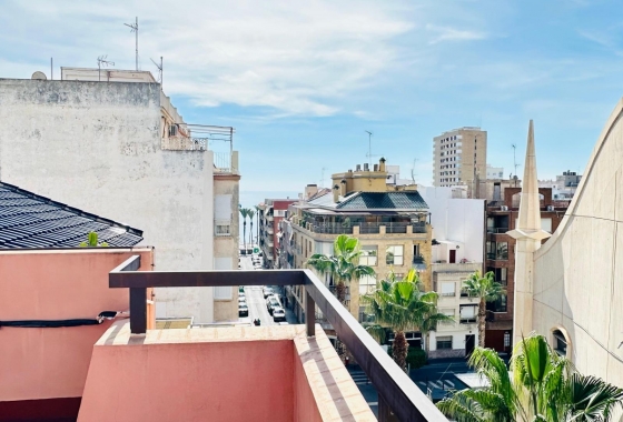 Resale - Apartment / flat - Torrevieja - Centro