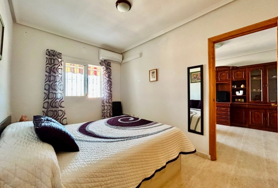 Resale - Apartment / flat - La Mata - Costa Blanca