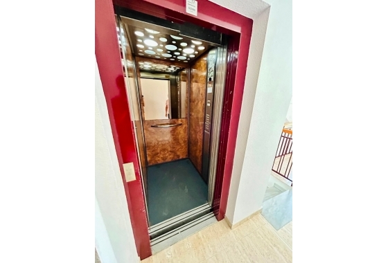 Resale - Apartment / flat - La Mata - Costa Blanca