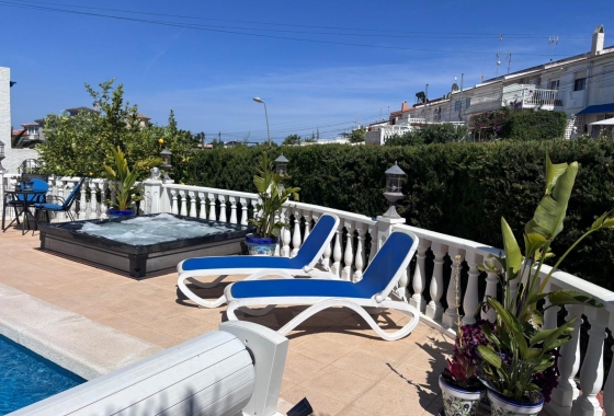 Resale - Townhouse - Torrevieja - Los Balcones