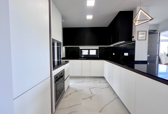 Resale - Apartment / flat - San Miguel de Salinas - Inland