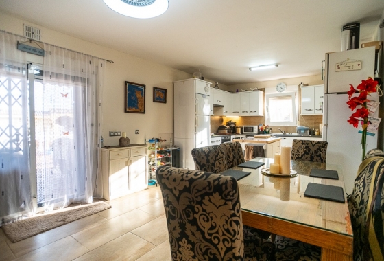 Resale - Villa - Torrevieja - Costa Blanca