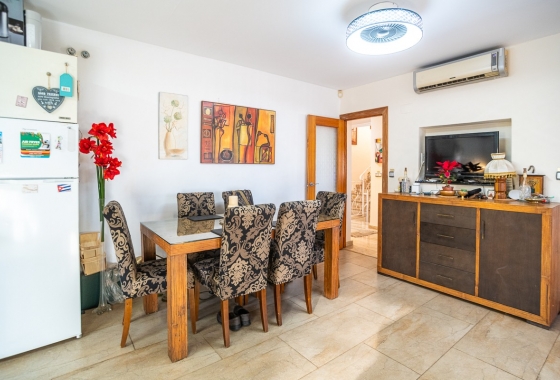 Resale - Villa - Torrevieja - Costa Blanca