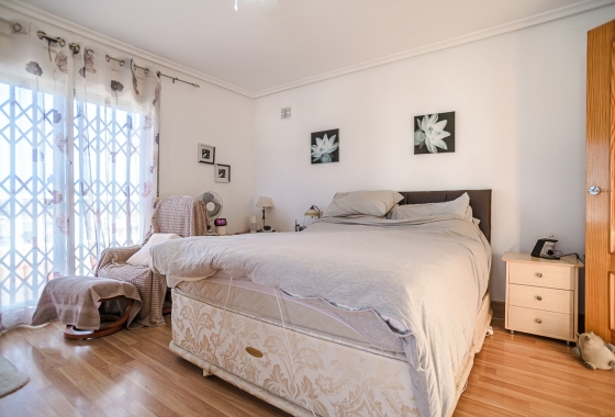 Resale - Villa - Torrevieja - Costa Blanca