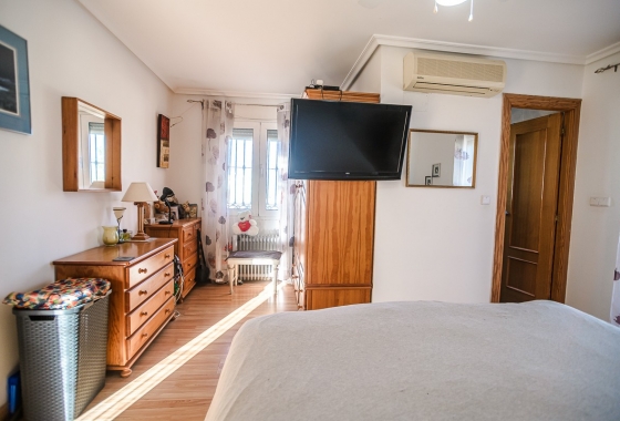 Resale - Villa - Torrevieja - Costa Blanca