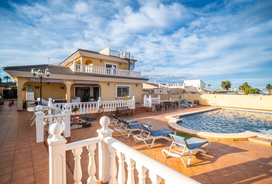 Resale - Villa - Torrevieja - Costa Blanca