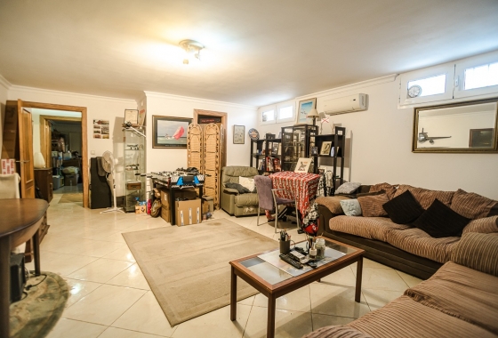 Resale - Villa - Torrevieja - Costa Blanca