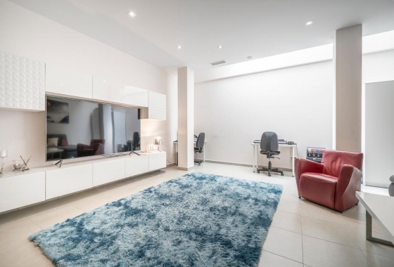 Resale - Villa - Torrevieja - Costa Blanca