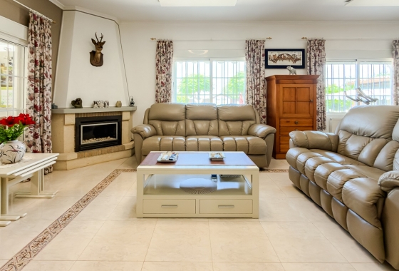 Resale - Villa - Catral - Costa Blanca