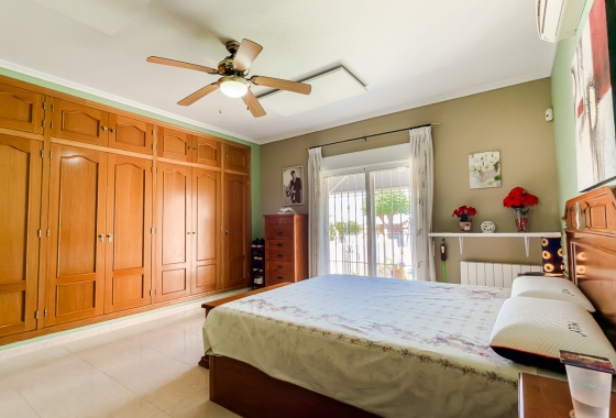 Resale - Villa - Catral - Costa Blanca