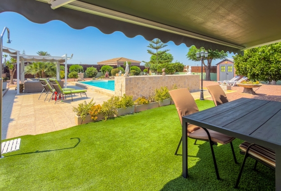 Resale - Villa - Catral - Costa Blanca