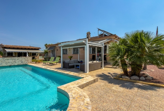 Resale - Villa - Catral - Costa Blanca