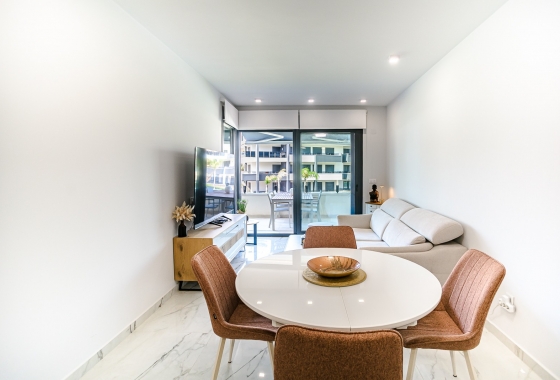 Resale - Apartment / flat - Torrevieja - Costa Blanca