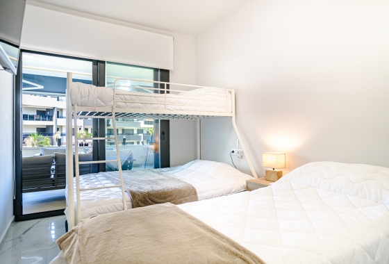 Resale - Apartment / flat - Torrevieja - Costa Blanca