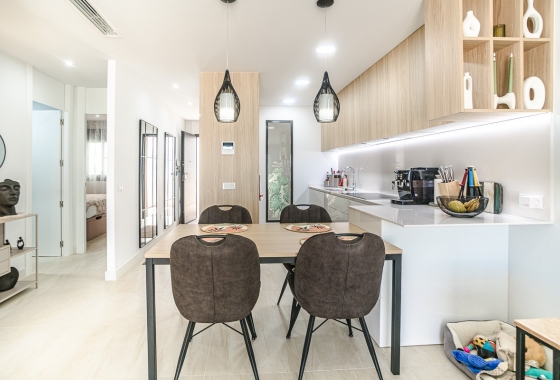 Resale - Apartment / flat - Torrevieja - Costa Blanca