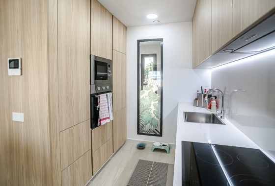 Resale - Apartment / flat - Torrevieja - Costa Blanca