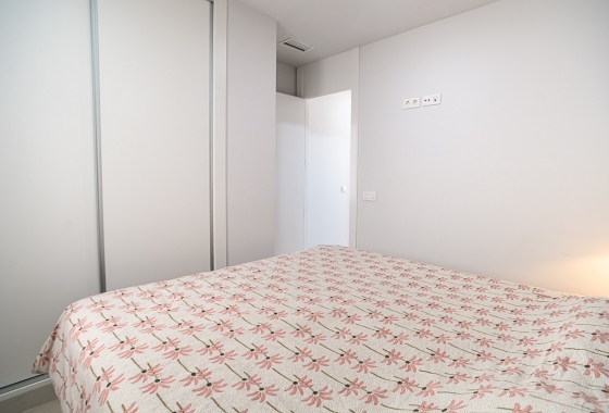 Resale - Apartment / flat - Torrevieja - Costa Blanca