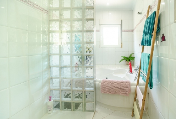 Resale - Villa - La Marina - Costa Blanca