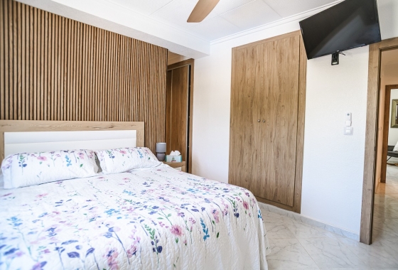 Resale - Villa - La Marina - Costa Blanca