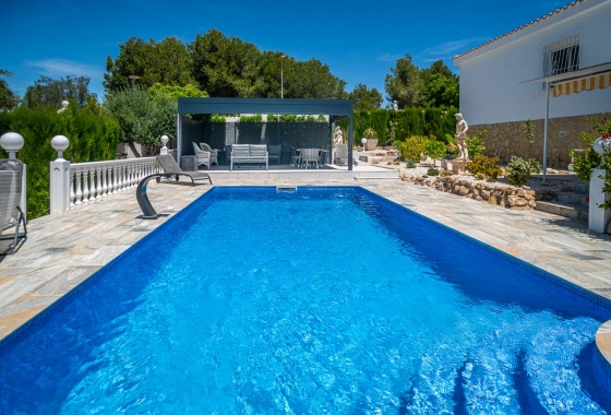 Resale - Villa - La Marina - Costa Blanca