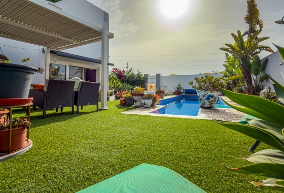 Resale - Villa - Torrevieja - Costa Blanca
