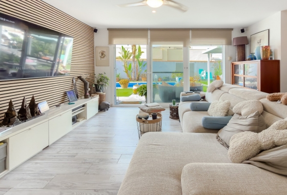 Resale - Villa - Torrevieja - Costa Blanca
