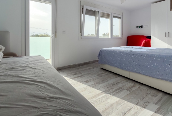 Resale - Villa - Torrevieja - Costa Blanca