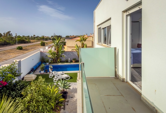 Resale - Villa - Torrevieja - Costa Blanca
