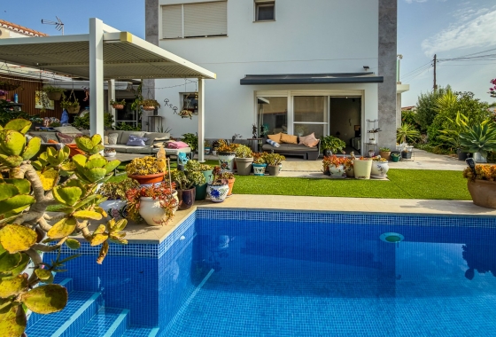Resale - Villa - Torrevieja - Costa Blanca