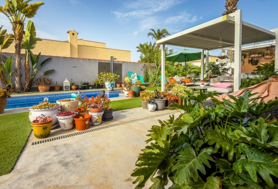 Resale - Villa - Torrevieja - Costa Blanca
