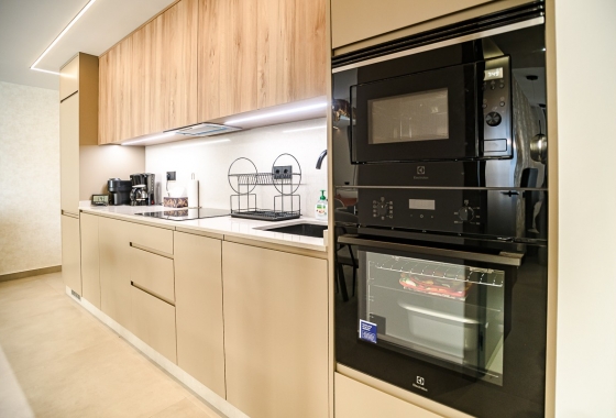 Resale - Apartment / flat - Torrevieja - Costa Blanca