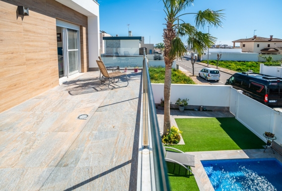 Resale - Villa - Pilar de la Horadada - Costa Blanca