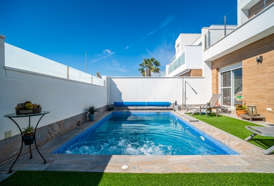 Resale - Villa - Pilar de la Horadada - Costa Blanca