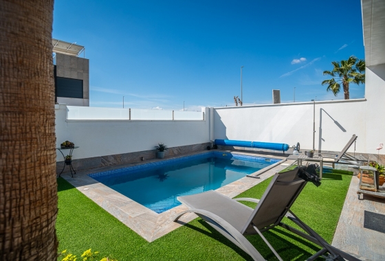 Resale - Villa - Pilar de la Horadada - Costa Blanca