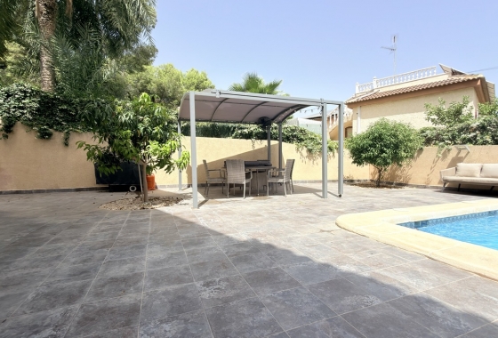 Wiederverkauf - Villa - Orihuela Costa - Costa Blanca