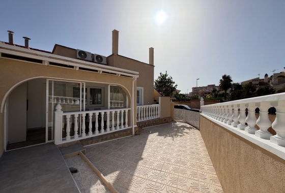 Reventa - Adosado - Torrevieja - Miramar - Torre Del Moro