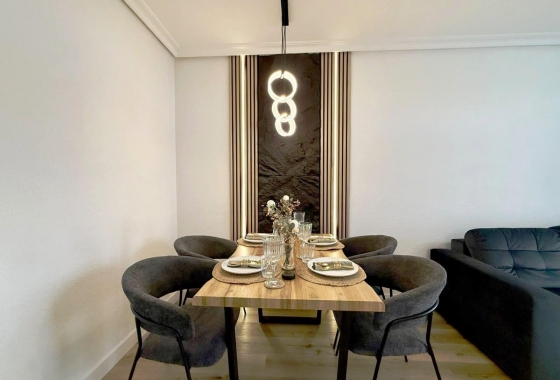 Reventa - Apartamento / piso - Torrevieja - Playa del Cura