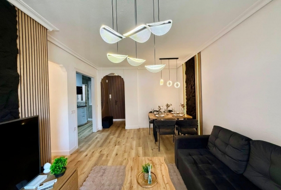 Reventa - Apartamento / piso - Torrevieja - Playa del Cura