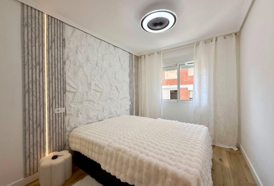 Reventa - Apartamento / piso - Torrevieja - Playa del Cura