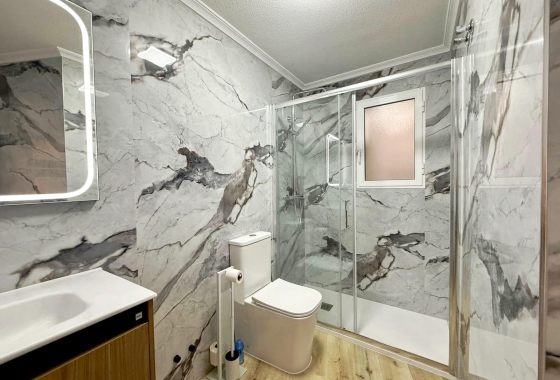Reventa - Apartamento / piso - Torrevieja - Playa del Cura