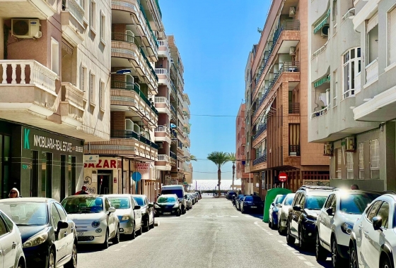 Reventa - Apartamento / piso - Torrevieja - Playa del Cura