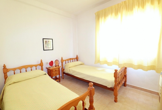 Herverkoop - Bungalow - Torrevieja - El Acequión - Los Náufragos
