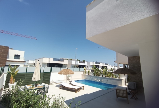 Herverkoop - Villa - Daya Nueva - Costa Blanca