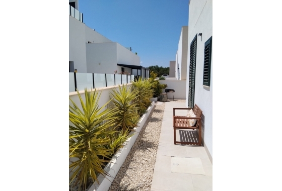 Herverkoop - Villa - Daya Nueva - Costa Blanca